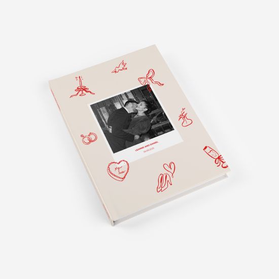 Álbum A Love in a Polaroid 3